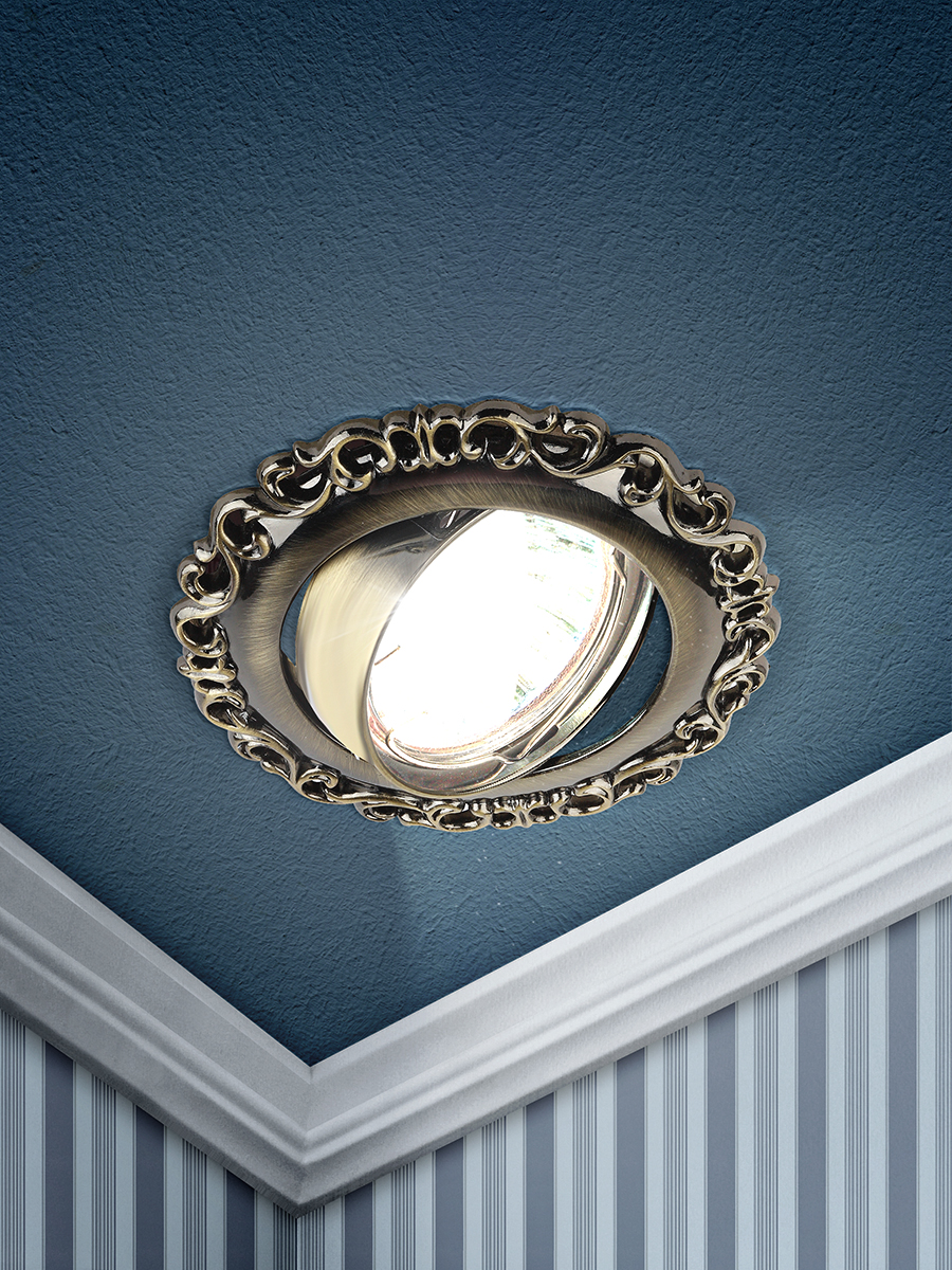 Светильник литой MR16,12V/220V, 50W бронза (100/2100)