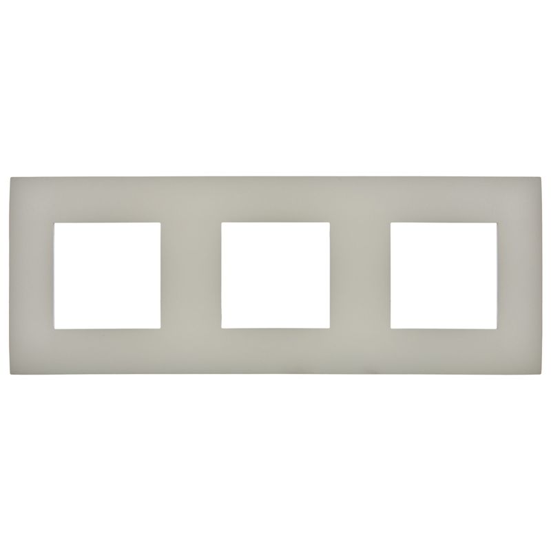 Рамка 3-м SKANDY SK-F01B беж. IEK SK-M32-K10