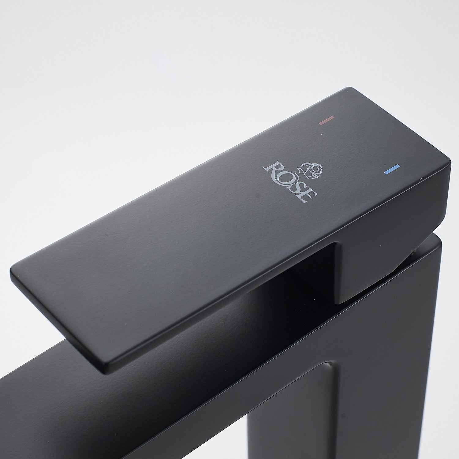 Смеситель для раковины Rose R1801H-1, черный