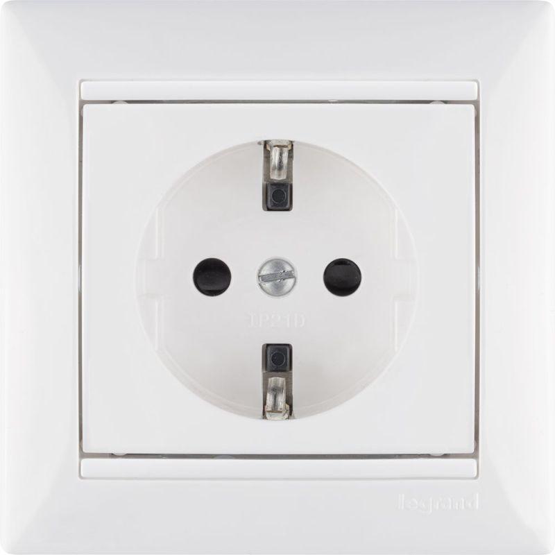 Розетка 1-м СП Valena 16А IP21 230/250В 2P+E с заземл. защ. шторки на винтах механизм бел. Leg 774421