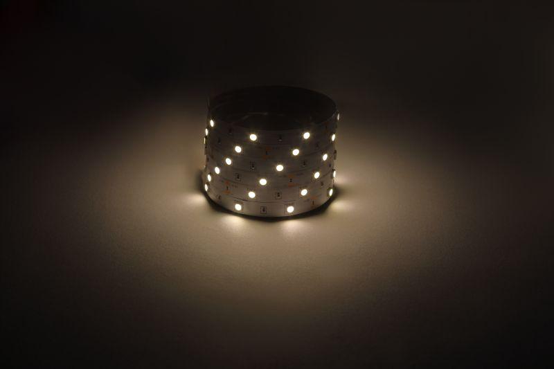 Лента светодиодная LS5050 -7.2-30-12-3000K-IP20-1 year-5m тепл. бел. (уп.5м) Эра Б0059915