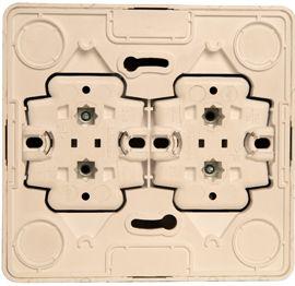 Розетка 4-м ОП Этюд 16А IP20 250В без заземл. без защ. шторок крем. SE PA16-205K