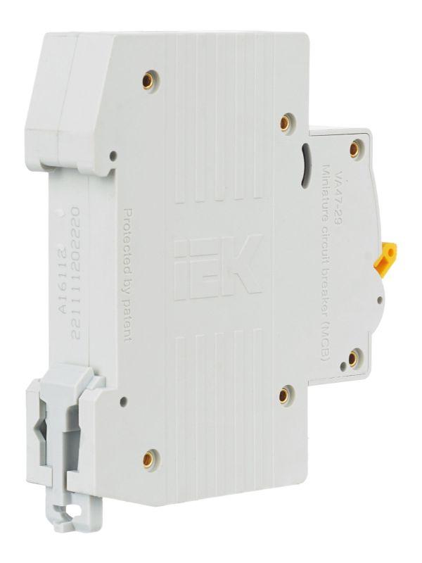 Выключатель автоматический модульный 1п C 20А 4.5кА ВА47-29 KARAT IEK MVA20-1-020-C