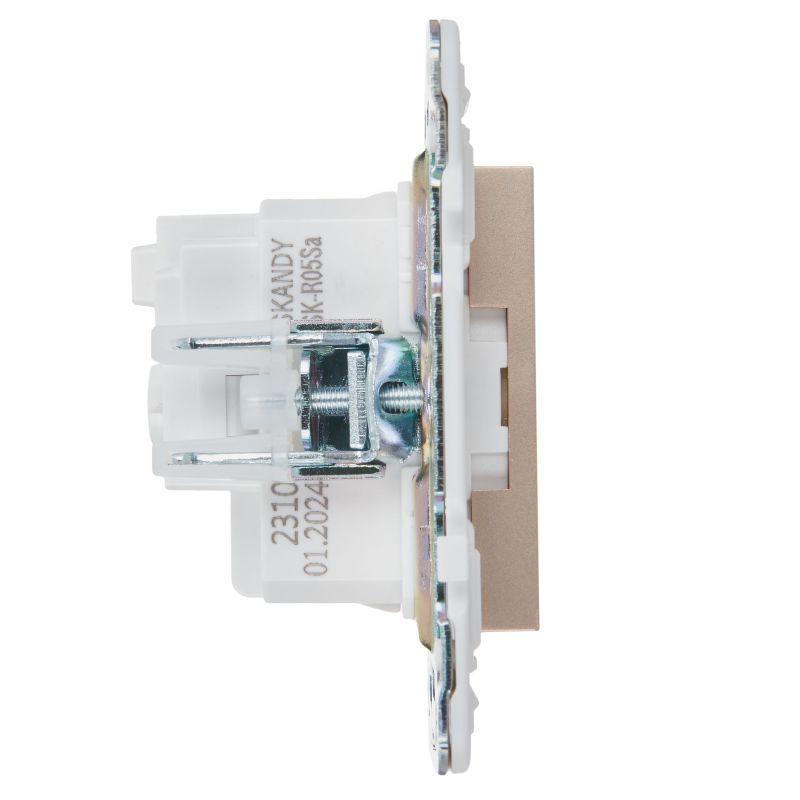 Розетка SKANDY 16А с заземл. без защ. шторок SK-R05Sa песочн. IEK SK-R11-16-K98