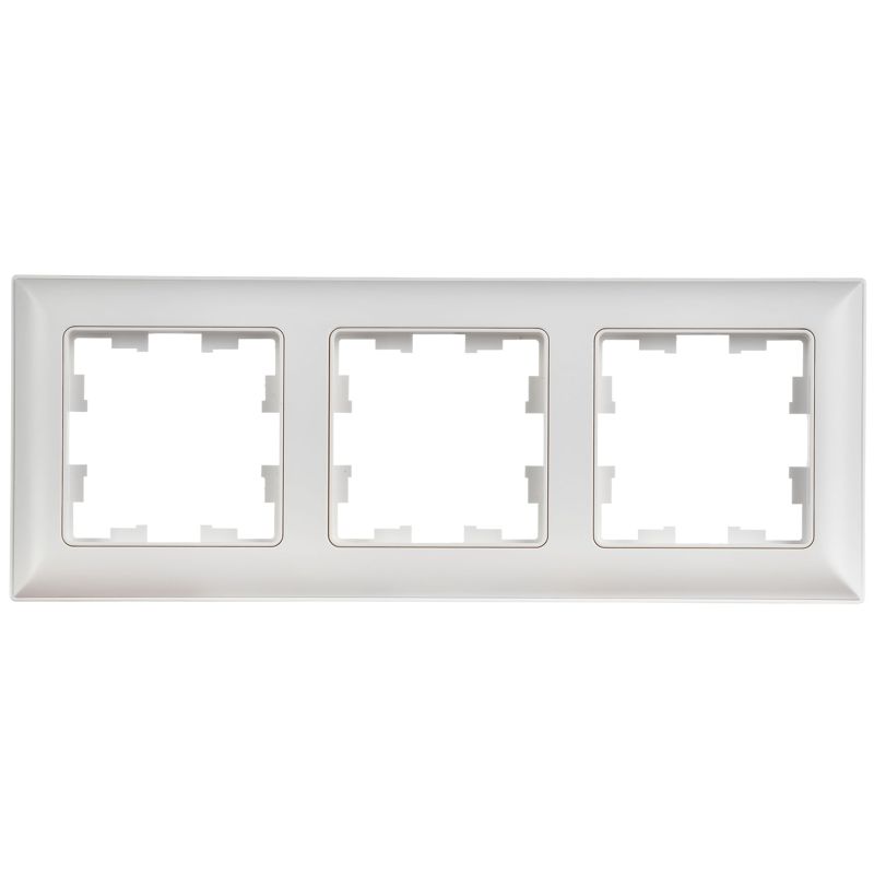 Рамка 3-м BRITE РУ-3-БрАБ арктич. бел./бел. IEK BR-M32-12-K91