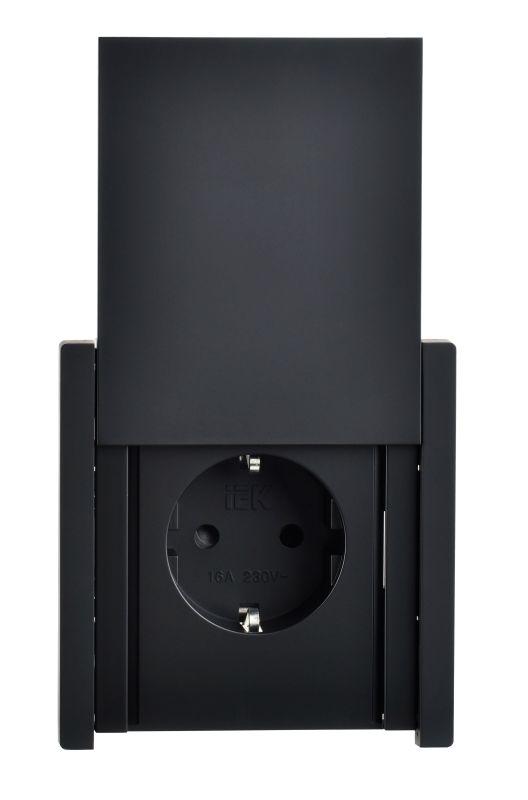 Розетка СП FORTE&PIANO16А IP44 FP119 с заземл. защ. шторки с крышкой безвинт. крепл. черн. IEK FP-R16-16-1-44-K02