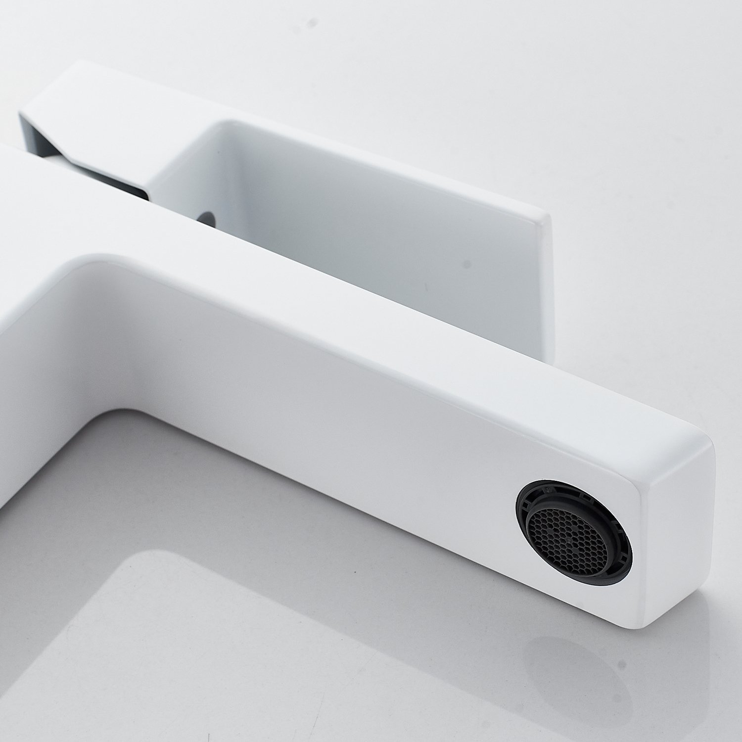 Смеситель для раковины Rose R1801C-1, белый