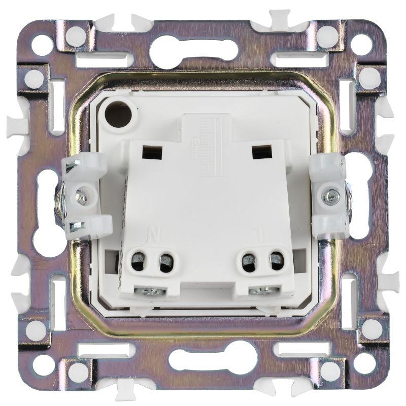 Розетка SKANDY 10А без заземл. без защ. шторок SK-R02T титан IEK SK-R10-10-K48