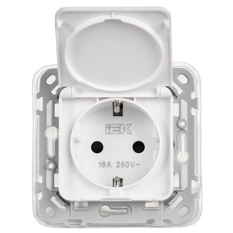 Розетка СП FLITE РСшкр11-1-44-ФлБ 16А IP44 с заземл. с защ. шторками и крышкой безвинтовое крепление механизм бел. IEK FI-R16-16-1-44-K01