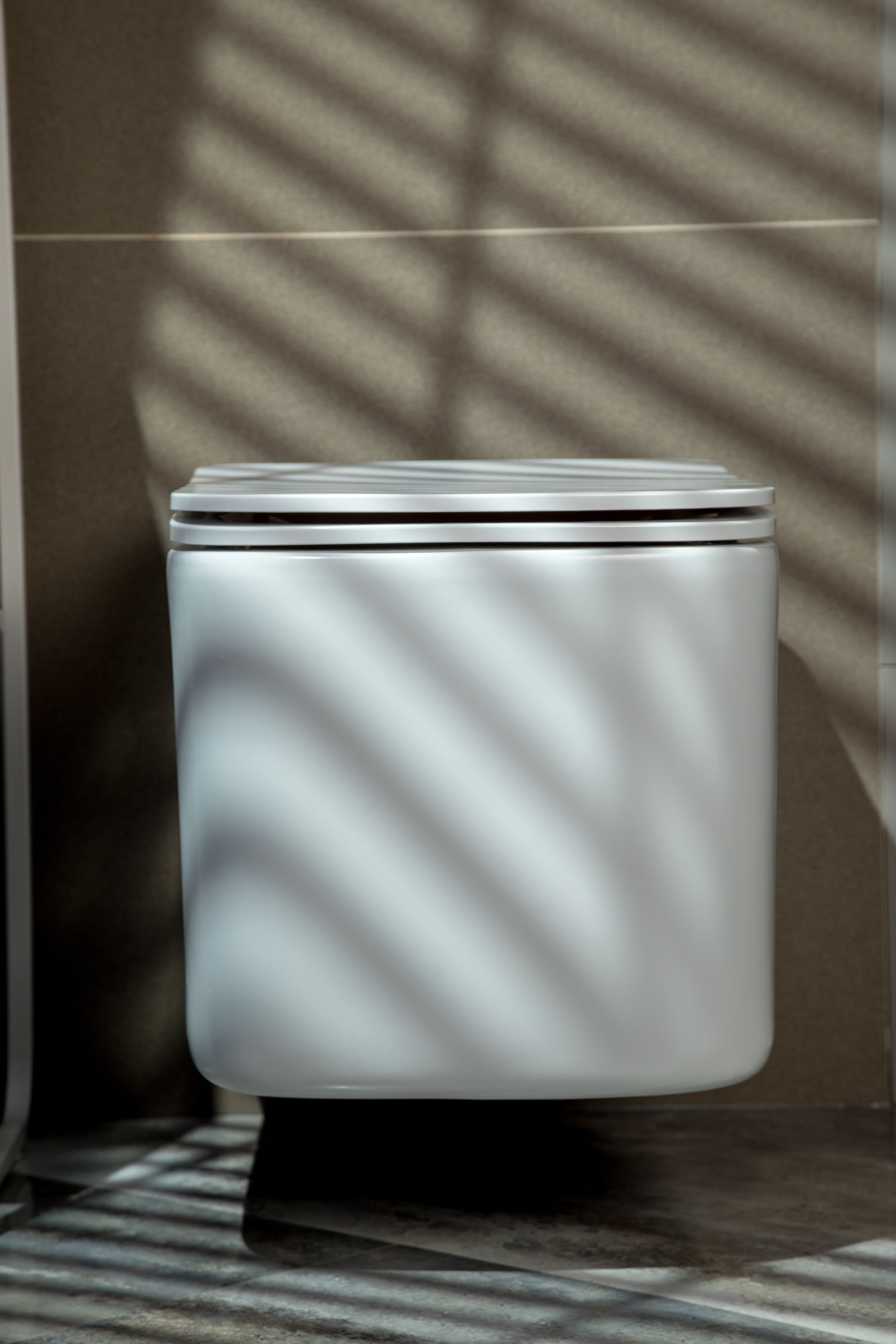 Унитаз подвесной с функцией биде, Mane Белый глянец c крышкой