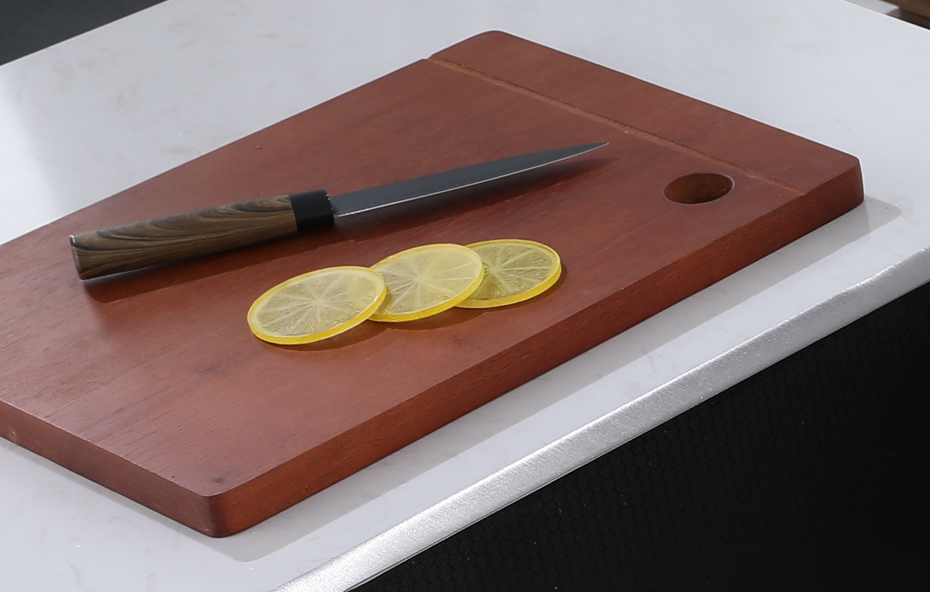 Доска разделочная, деревянная 355х260х19мм Ceruttispa