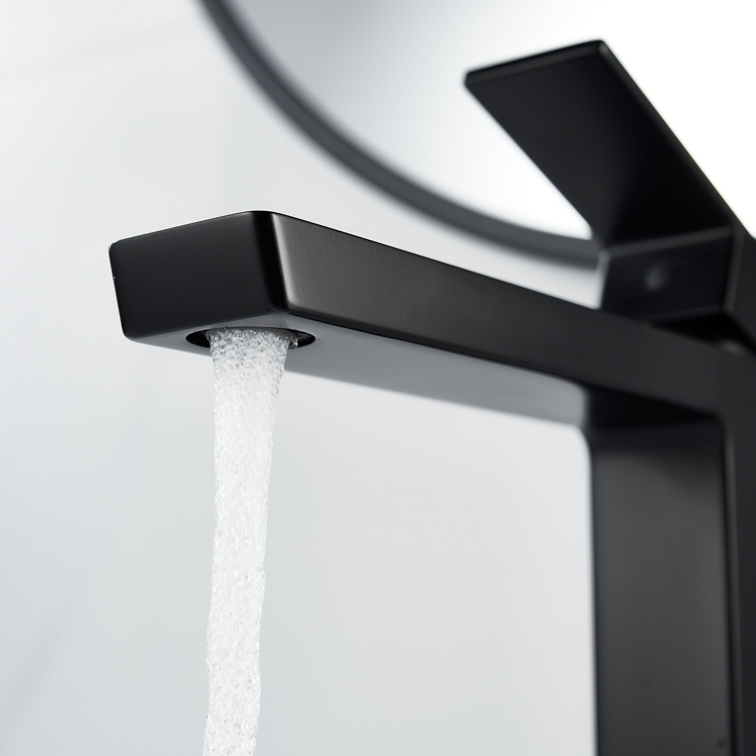 Смеситель для раковины высокий Rose R18H R1811H-1, черный