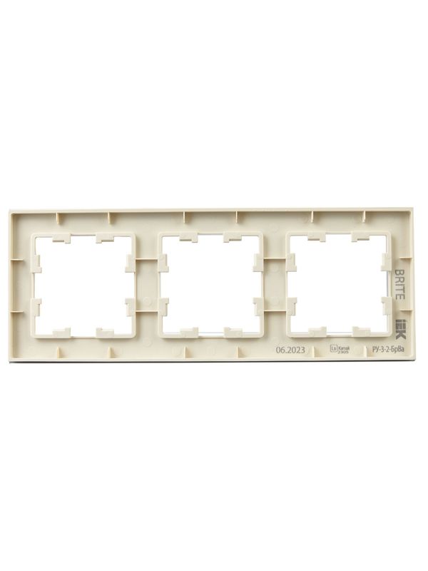 Рамка 3-м BRITE РУ-3-2-БрВа стекло ванильн. IEK BR-M32-G-K10