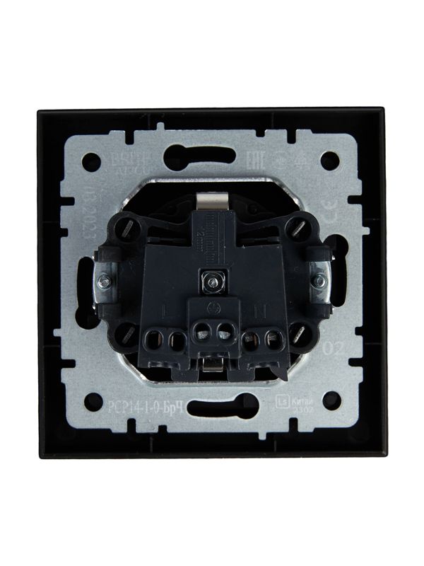 Розетка СП BRITE РСР14-1-0-БрЧ 16А в сборе с заземл. защ. шторки черн. IEK BR-R14-16-K02-F