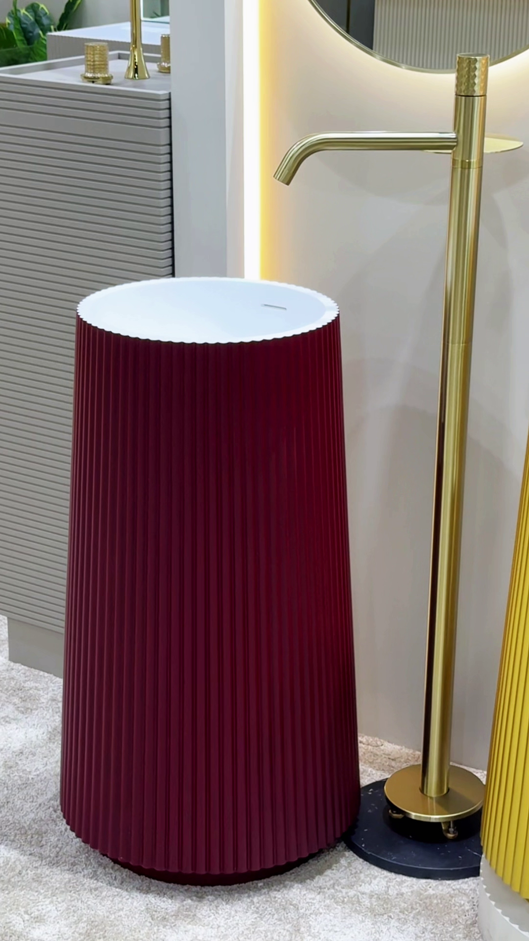 Раковина напольная рифленая Corian 480*480*850 LIGHT PINK (роза)