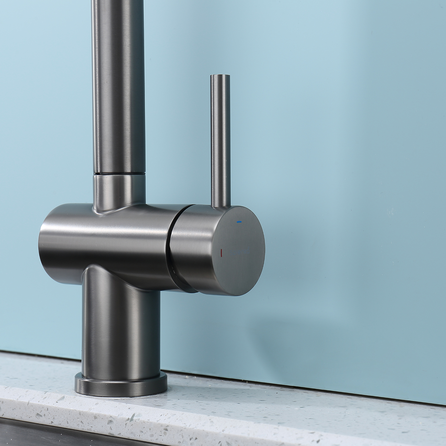 Смеситель для кухни с выдвижным изливом Splenka S204.49.09, графит