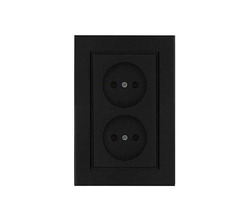 Розетка двойная без заземления Karea черн. Makel 56054017