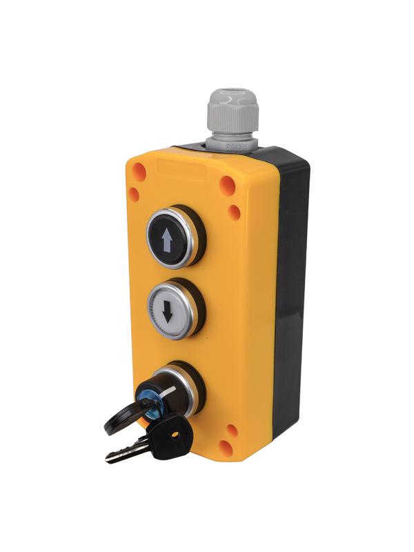 Пост управления ПКУ-22-3441-65У1 1 переключатель на два положения с фиксацией с ключом НО; 1 цилиндр "Стрелка вверх" НО бел.; 1 цилиндр "Стрелка вниз" НО черн.; IP65 Электротехник ET526983