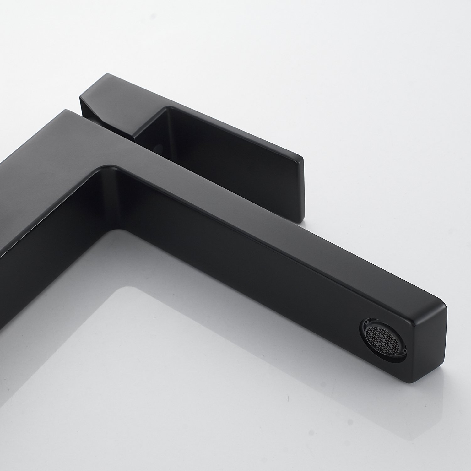 Смеситель для раковины высокий Rose R18H R1811H-1, черный