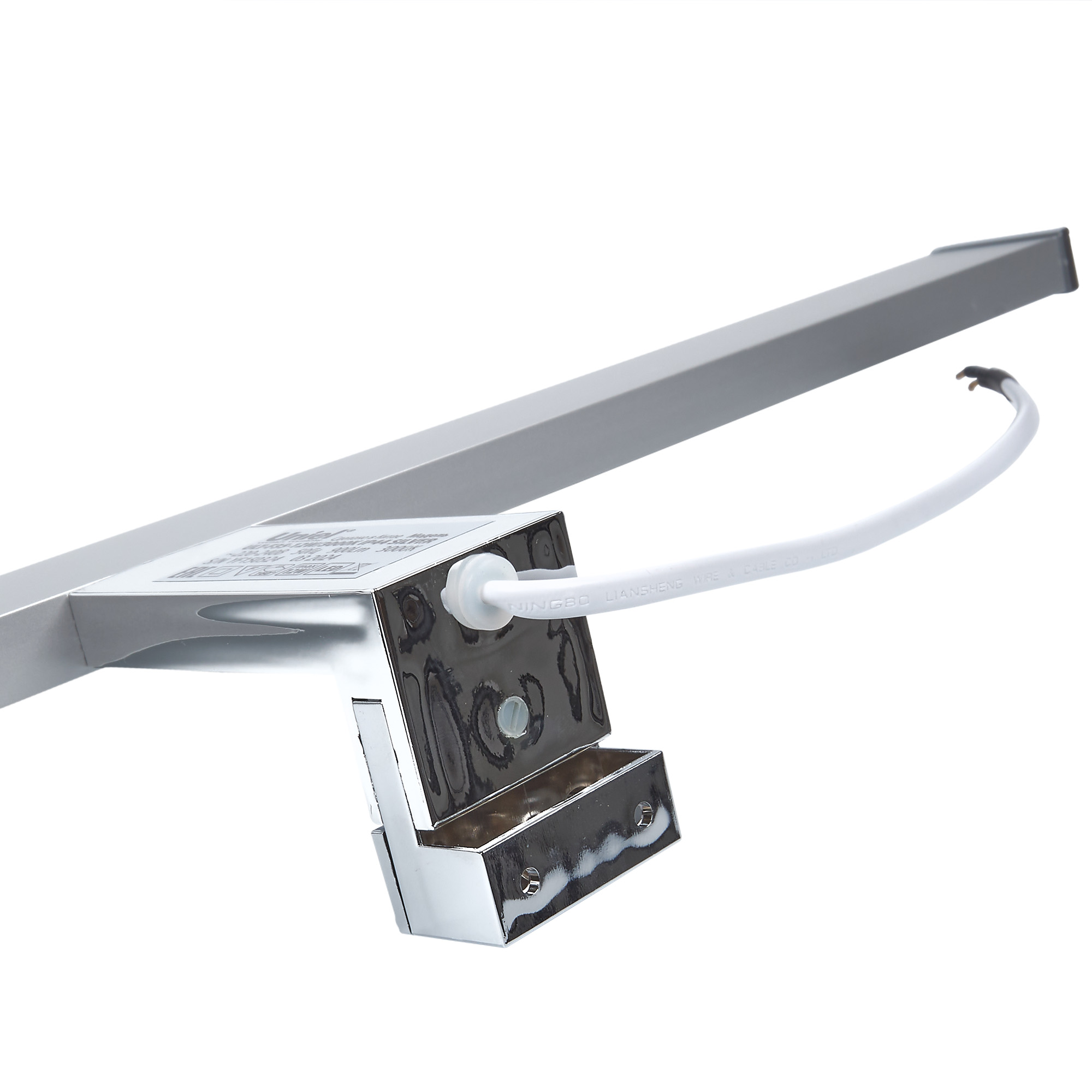 Светильник светодиодный для подсветки мебели и зеркал. 900Лм. Серебристый