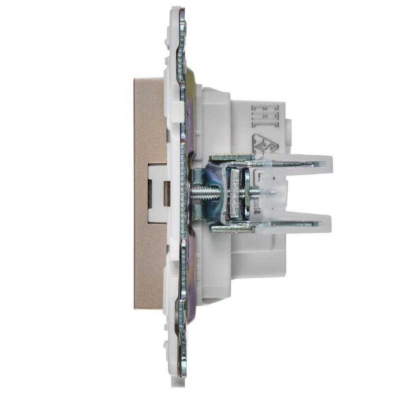 Розетка SKANDY 10А без заземл. защ. шторки SK-R01Sa песочн. IEK SK-R13-10-K98