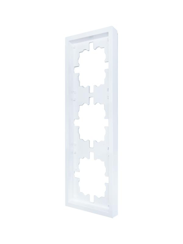 Рамка 3-мест. горизонт. ZIMA бел. LEZARD 704-0200-148