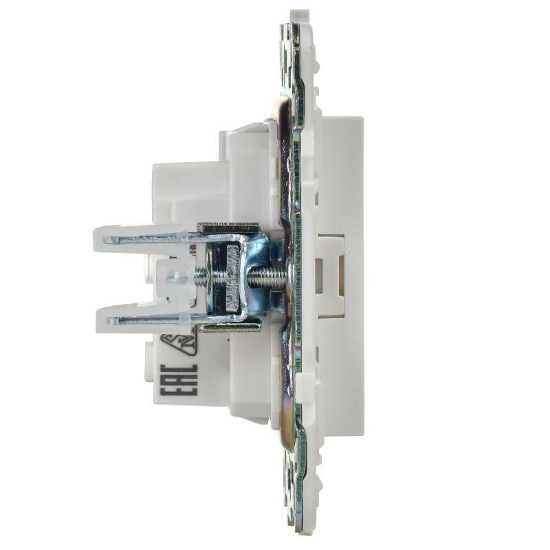 Розетка SKANDY 10А без заземл. защ. шторки SK-R01W арктич. бел. IEK SK-R13-10-K01