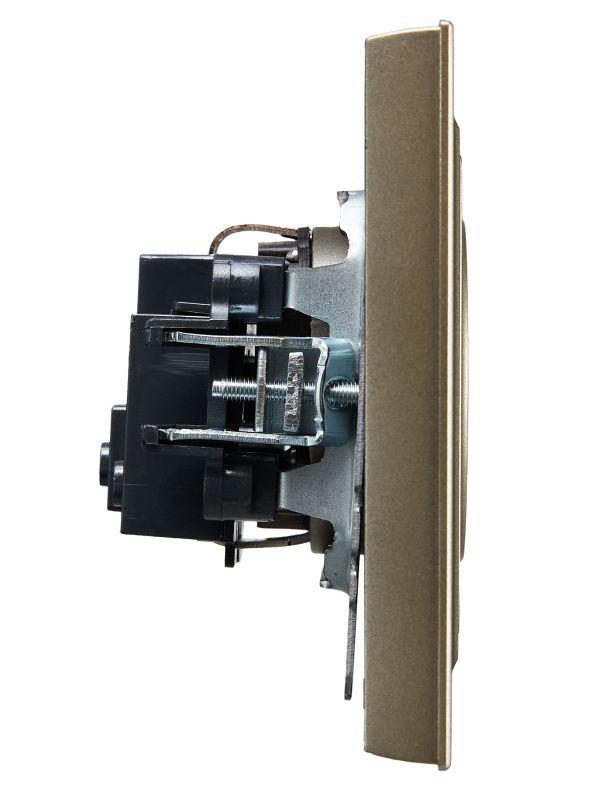 Розетка СП BRITE РСР10-1-0-БрШ 10А в сборе без заземл. без защ. шторок шампань IEK BR-R10-10-K37-F