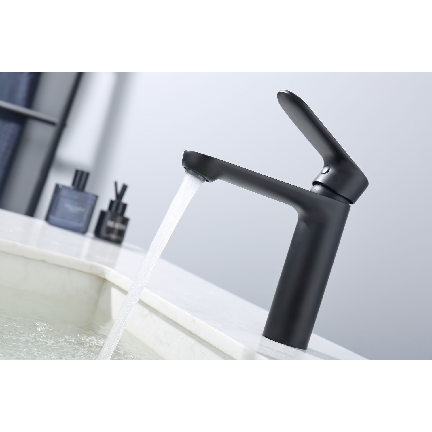 Смеситель для раковины Splenka S222.10.06, черный