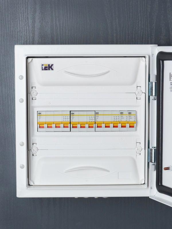 Выключатель нагрузки (мини-рубильник) 3п 63А ВН-32 KARAT IEK MNV10-3-063