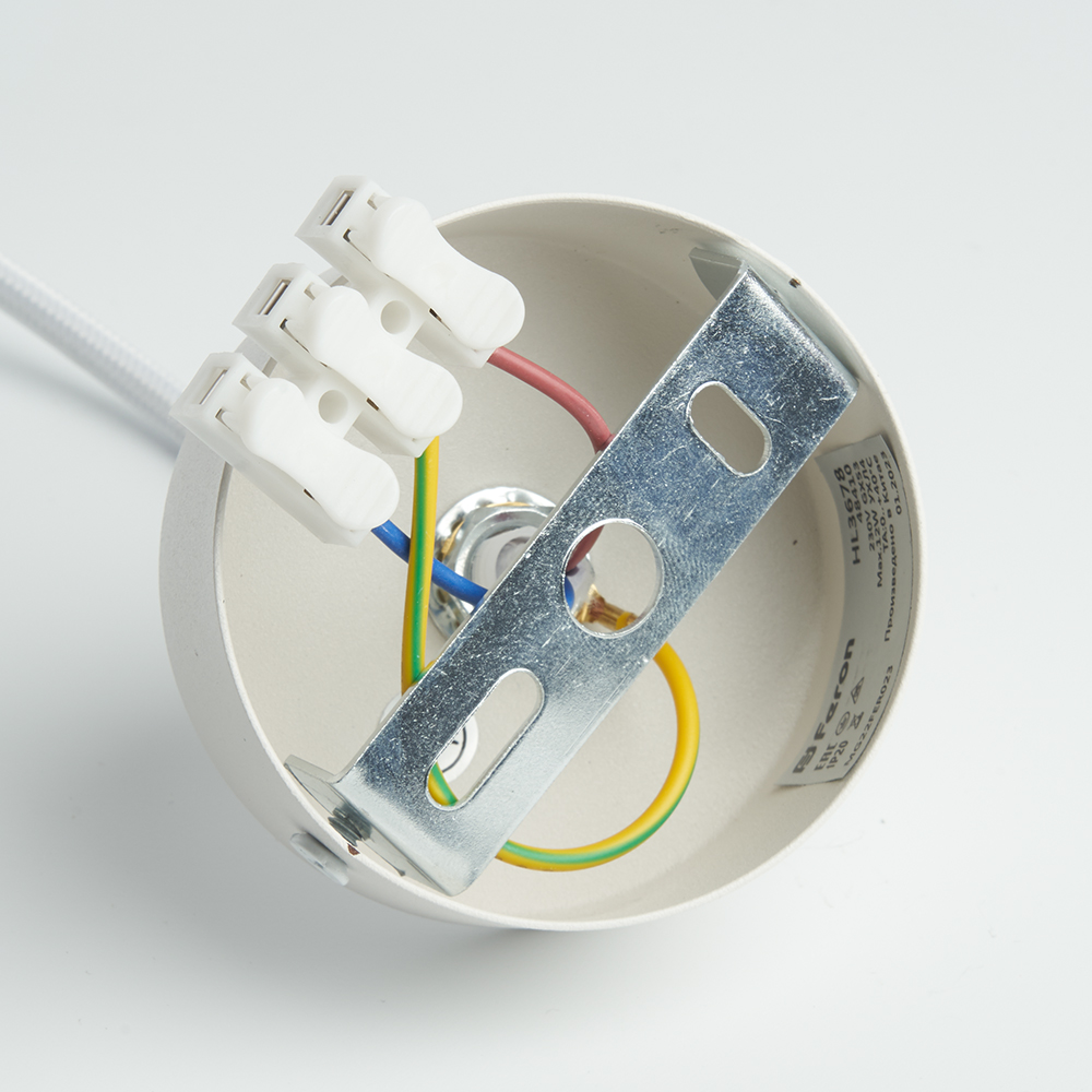 Светильник ДСО GX53 без лампы на подвесе белый