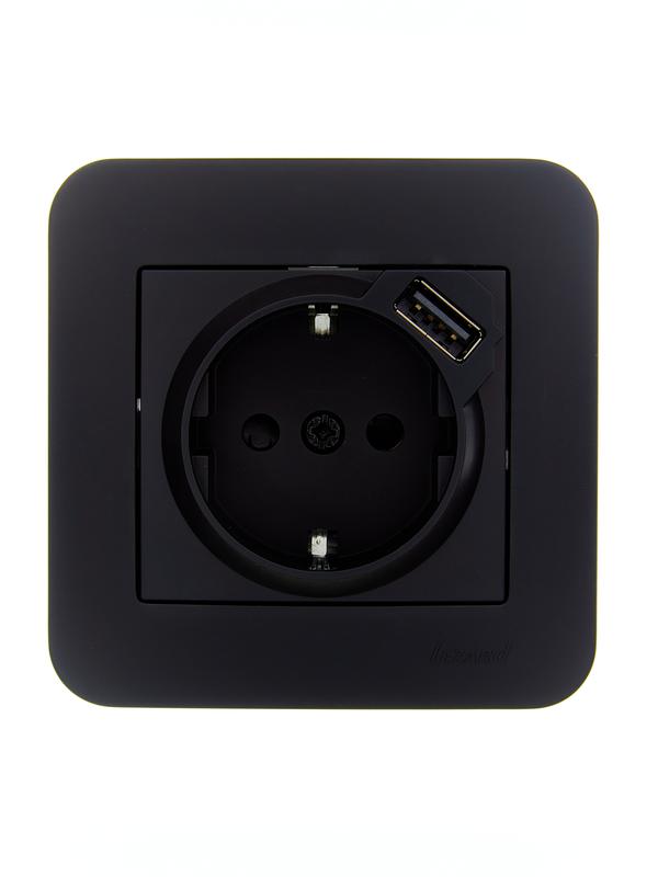Розетка 1-м СП ASTI 16А IP20 с заземл. с заряд. устройством USB в сборе черн. бархат. LEZARD 7081-4242-181