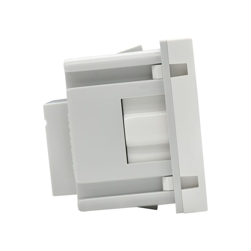 Розетка PRIMER с заземл. защ. шторки винт. зажим РКС-20-30-П-К бел. IEK PR-KK40D-RSZH-2-2-K01