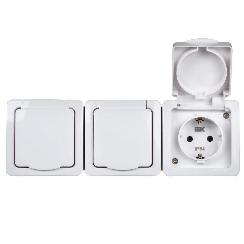 Розетка 3-м ОП Гермес Plus РСб23-3-ГПБб 16А IP54 с заземл. с крышкой бел. IEK ERMP32-K01-16-54-EC
