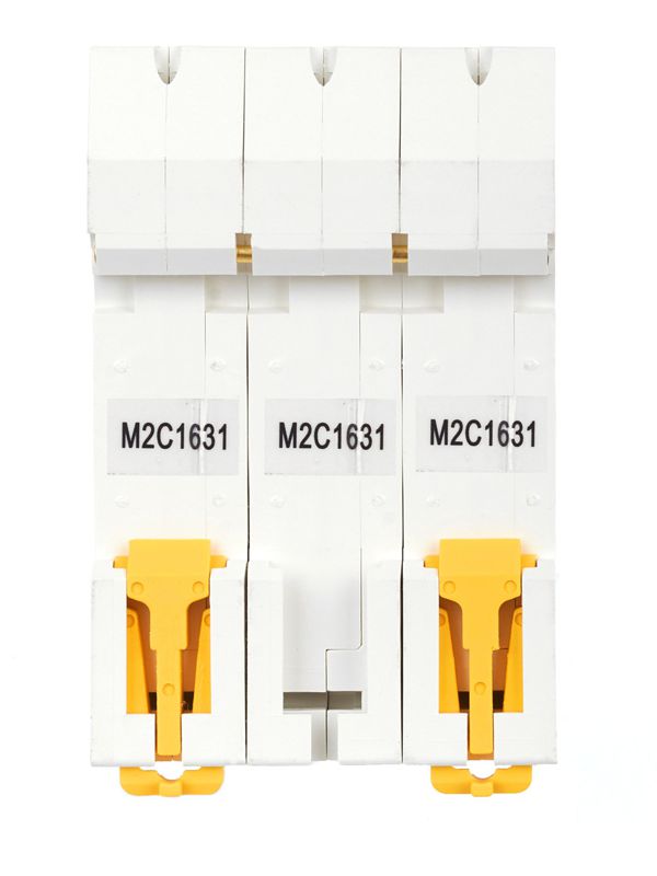 Выключатель автоматический модульный 3п C 16А M10N ARMAT IEK AR-M10N-3-C016