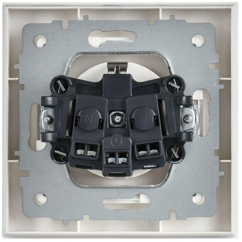 Розетка BRITE РСР14-1-0-БрАБ 16А в сборе с заземл. защ. шторки арктич. бел. IEK BR-R14-16-K91-F