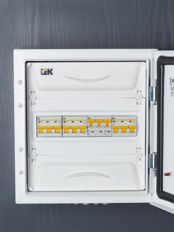 Выключатель автоматический модульный 3п D 32А 4.5кА ВА47-29 KARAT IEK MVA20-3-032-D