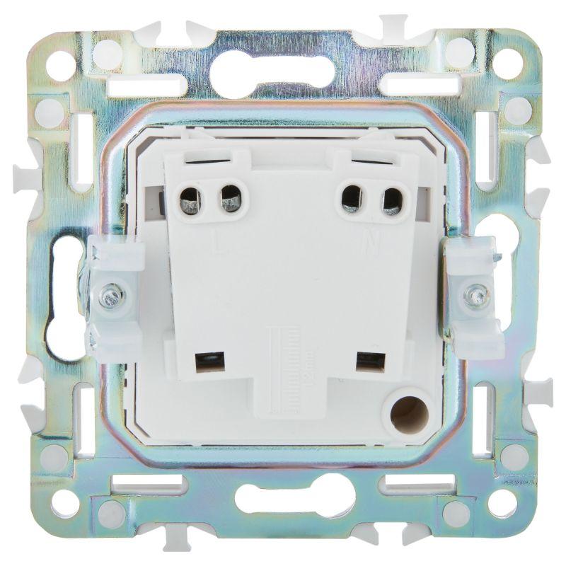 Розетка SKANDY 10А без заземл. без защ. шторок SK-R02S серебр. IEK SK-R10-10-K23