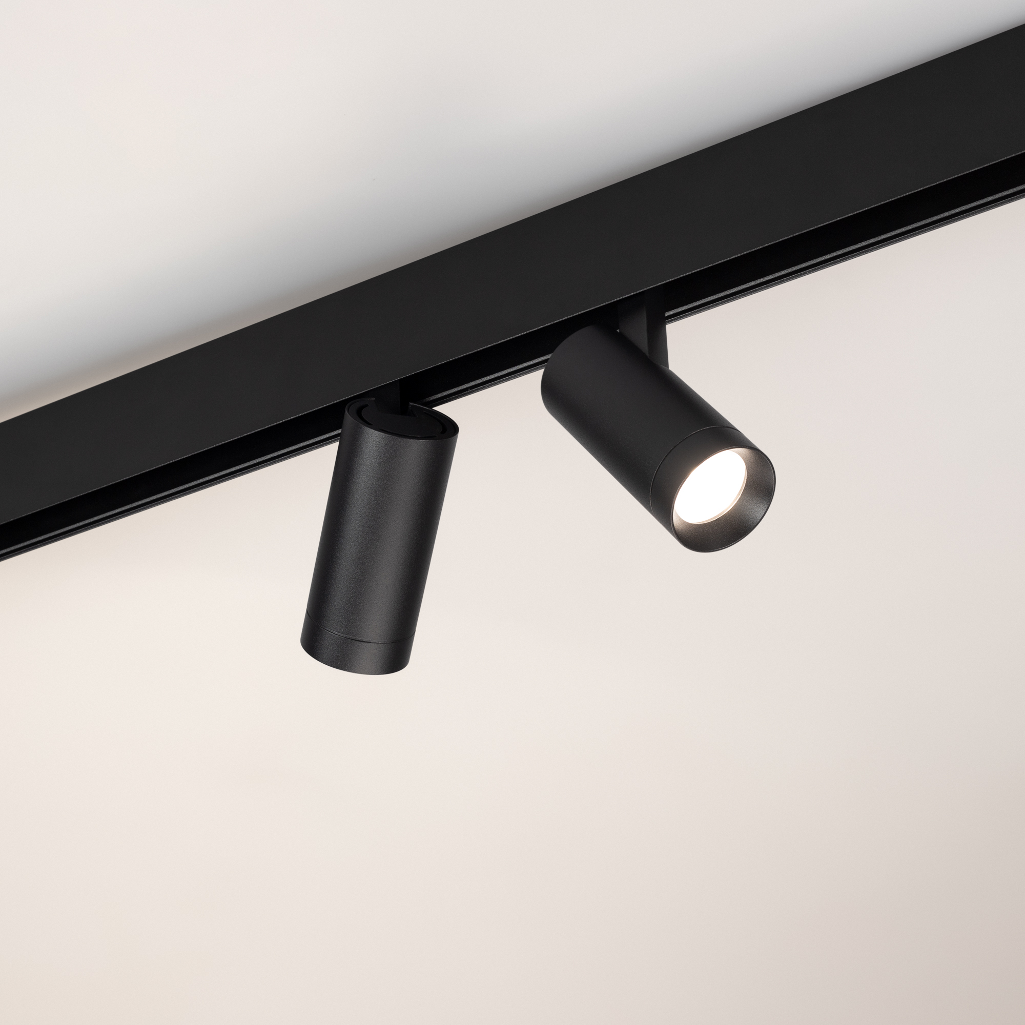 Светильник SP-VERDI-FLOOR-3W Warm3000 (WH, 20 deg, 230V) (Arlight, IP20 Металл, 3 года)