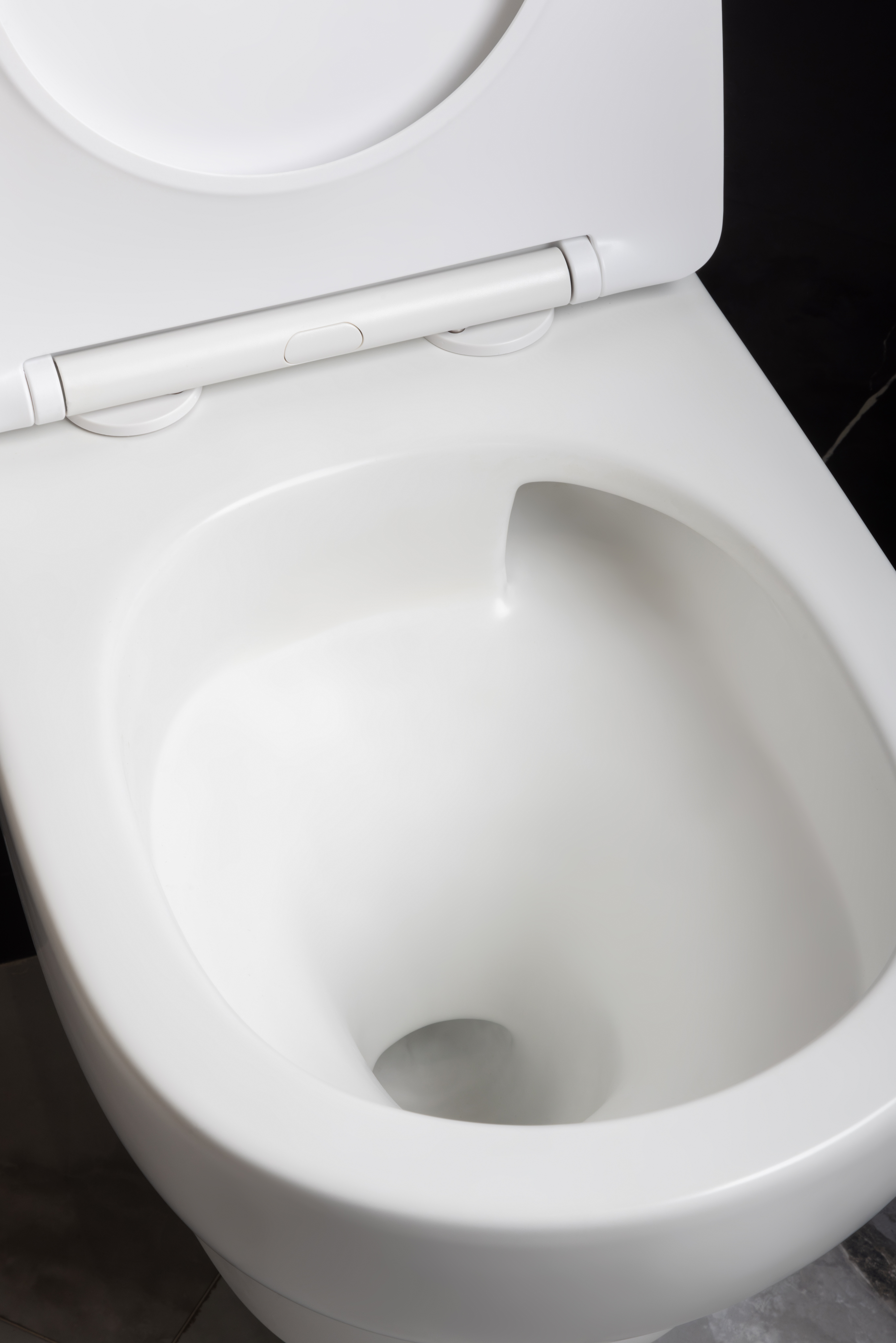 Унитаз подвесной FIORE Белый матовый c крышкой, функция Торнадо