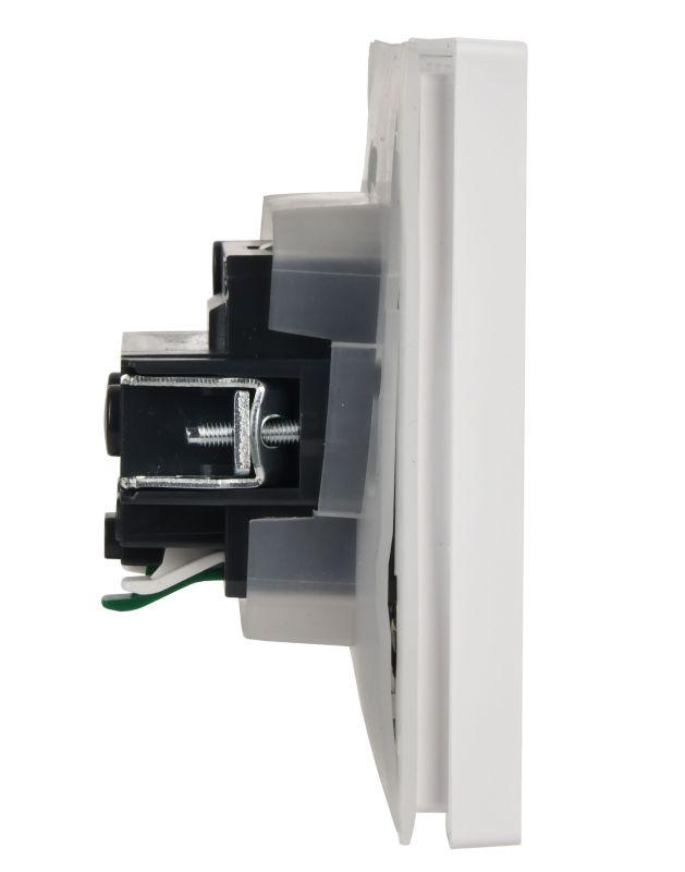 Розетка СП FORTE&PIANO16А IP44 FP219 с заземл. защ. шторки с крышкой безвинт. крепл. бел. IEK FP-R16-16-1-44-K01