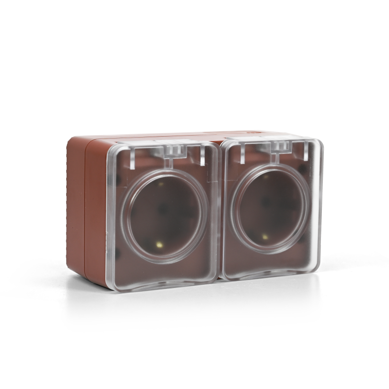 Розетка 2-м ОП AtlasDesign PROFI 16А IP54 заземл. защ. шторки терракот. SE ATN547026