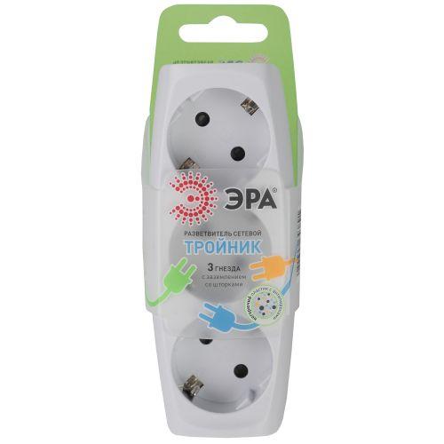 Разветвитель 3-м с заземл. 16А IP20 SP-3e-W защ. шторки бел. Эра C0045529