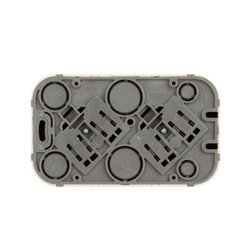 Розетка 2-м ОП Quteo 16А IP20 250В 2х2P+E с заземл. без защ. шторок сл. кость IEK 782263