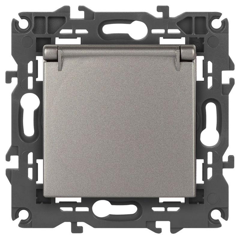 Розетка Elegance 14-2103-16 16А 250В 2P+E Schuko защ. шторки с крышкой титан Эра Б0065811