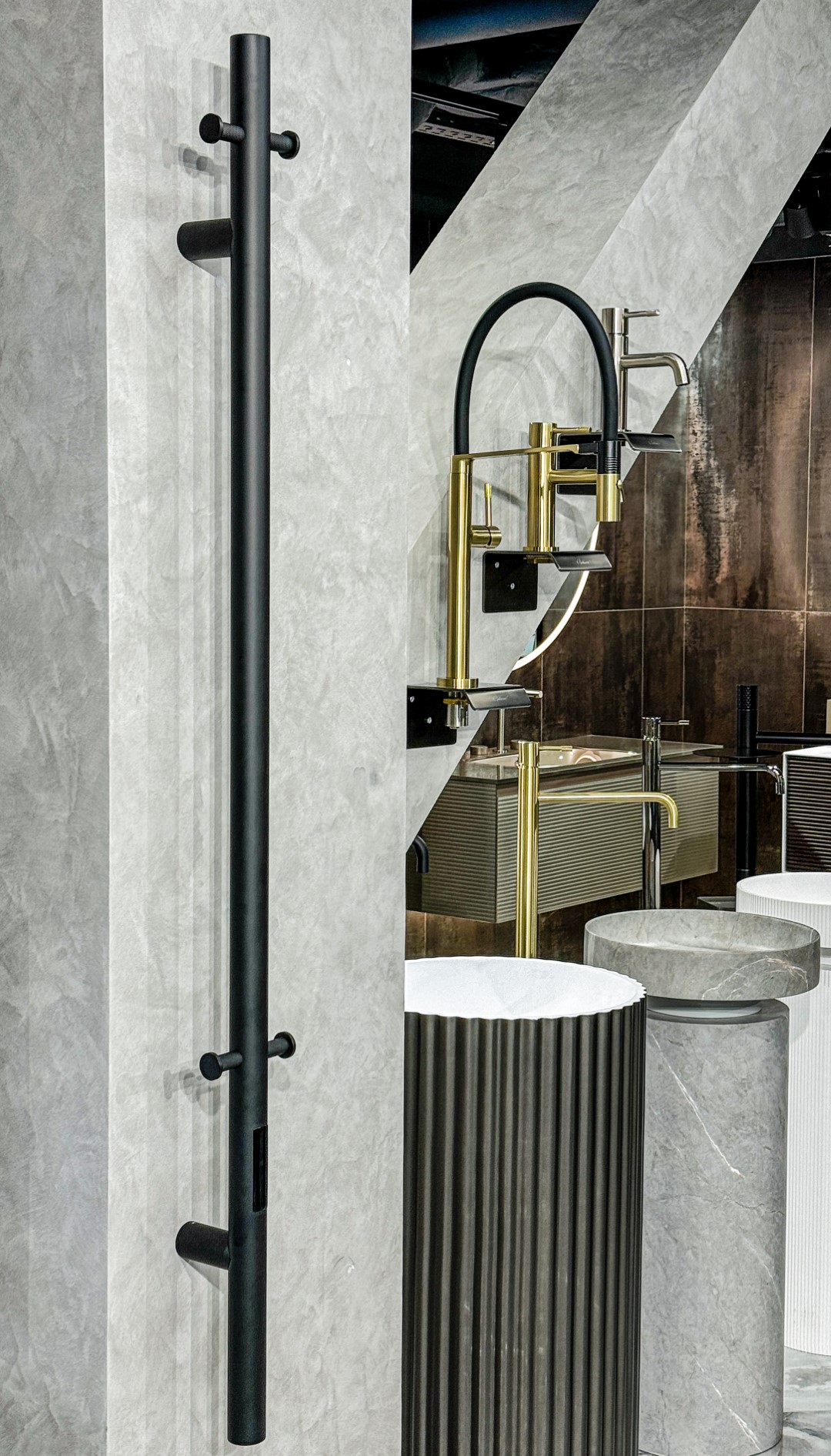 Полотенцесушитель электрический Uno MATT GOLD