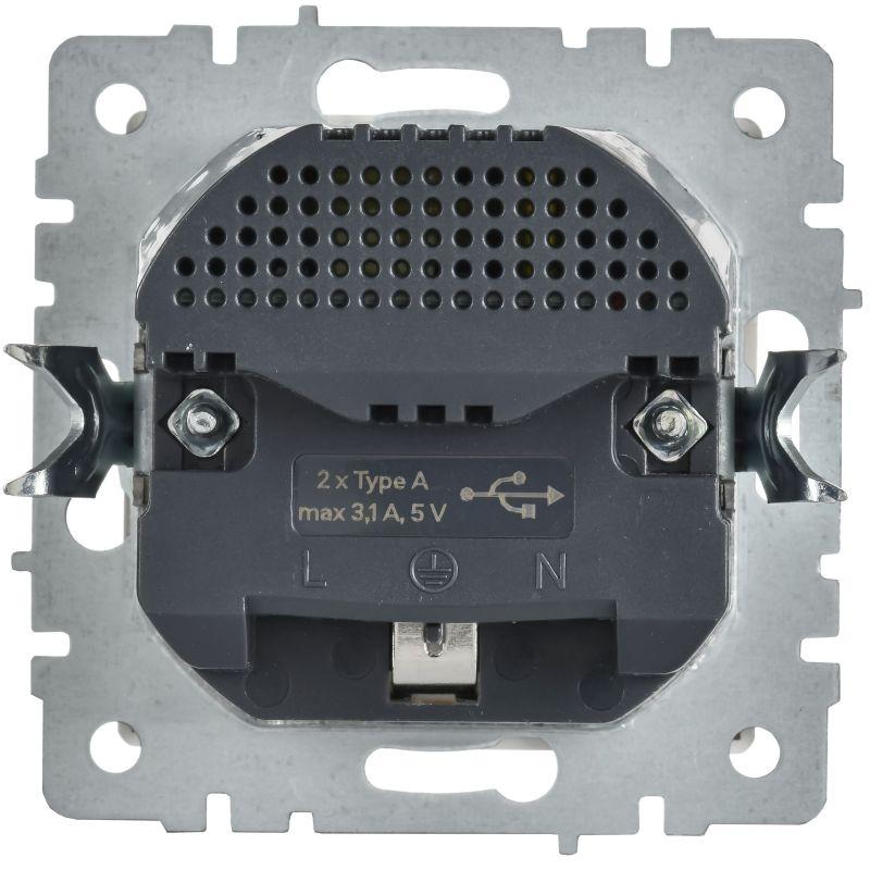 Розетка BRITE РЮш10-2-БрАБ 16А с USB A+A 3.1А с заземл. защ. шторки механизм арктич. бел. IEK BR-R14-16-U21-D31-K91