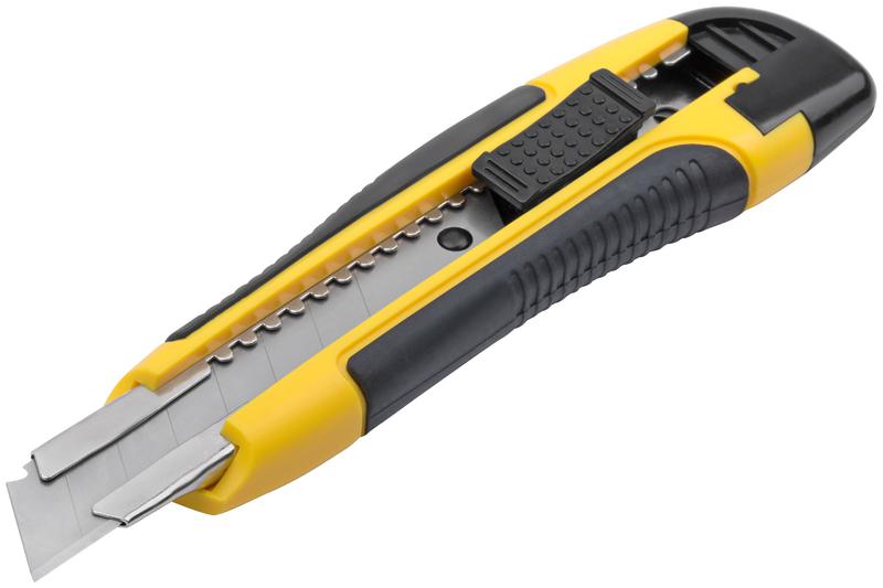 Нож технический 18мм усилен. прорезин. 2-х сторон.автофиксация "Профи" FIT 10258