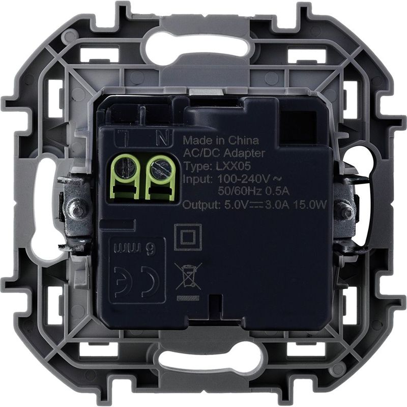 Устройство зарядное Inspiria с 2-мя USB разьемами A и C 240В/5В 3000мА алюм. IEK 673762