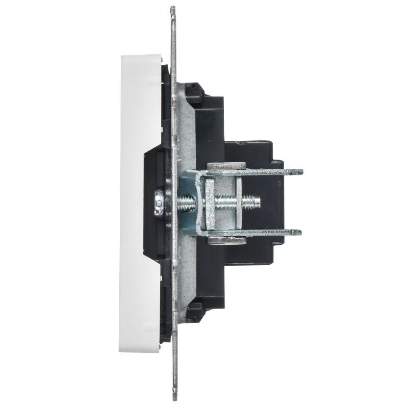 Розетка HDMI СП BRITE РHDMI-0-БрАБ механизм арктич. бел. IEK BR-H10-K91